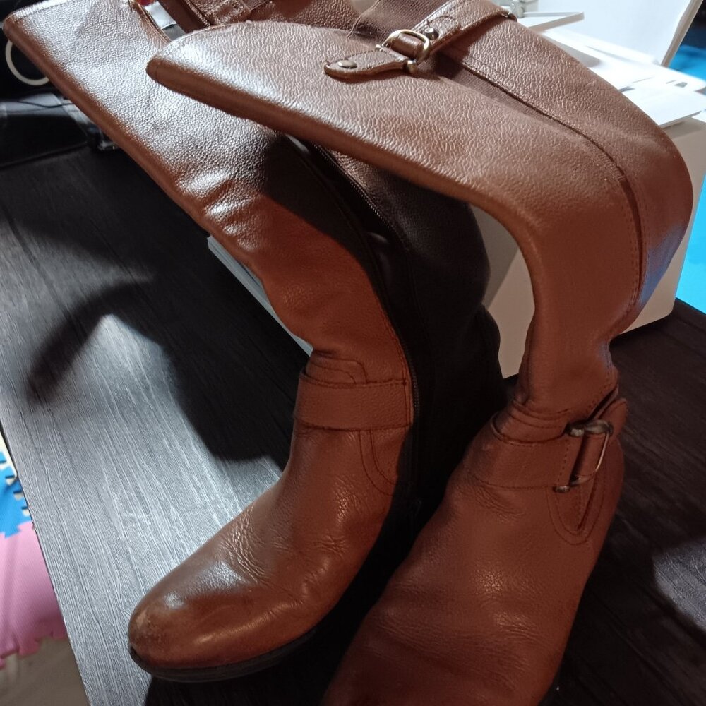 Naturalizer boots size 7